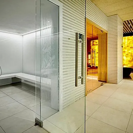 Prywatny Z Widokiem Na Morze Seaside Park * קולובז'ג